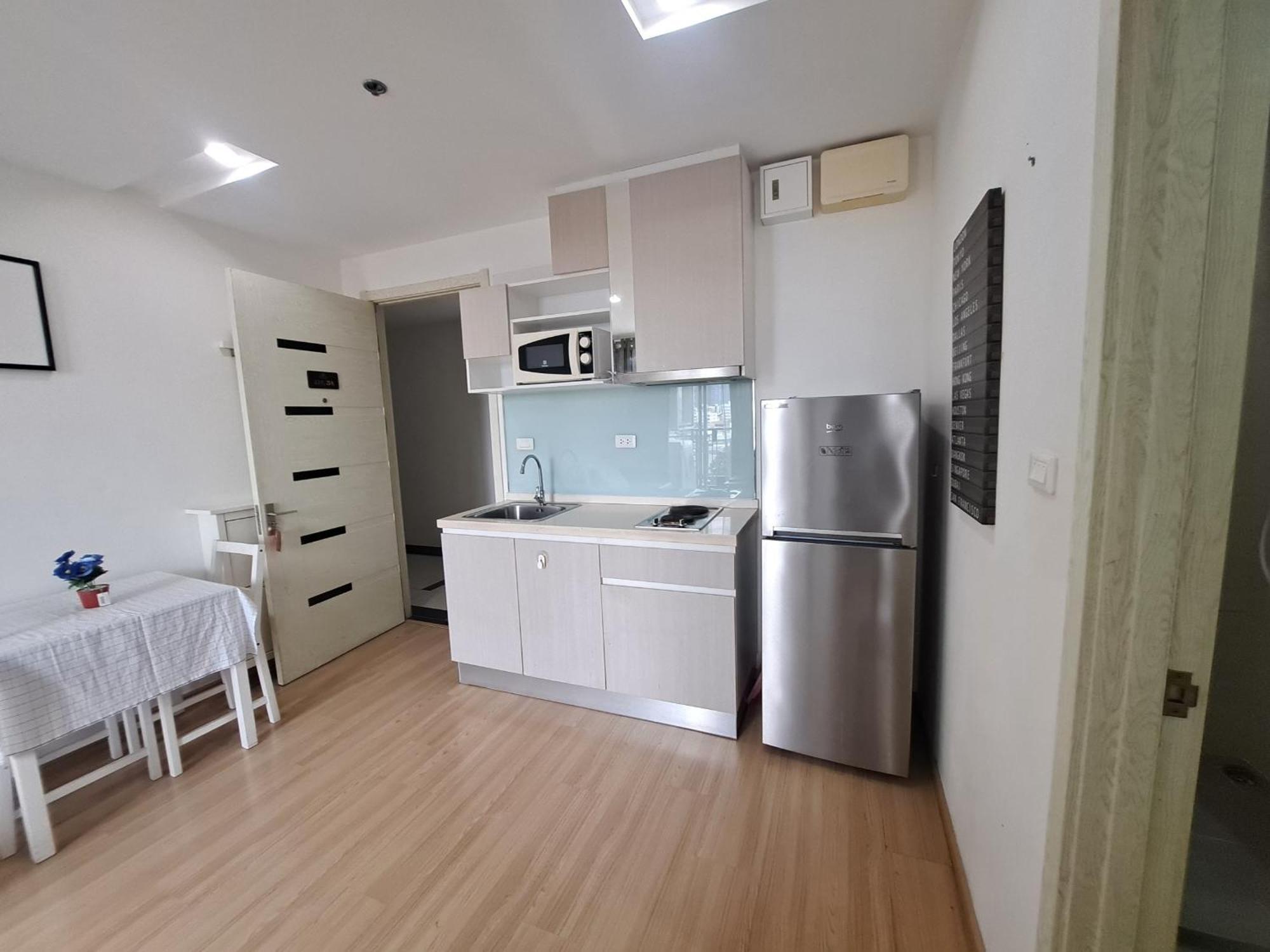 Condo In Bangkok With Swimming Pool Near Malls And Train Exterior foto